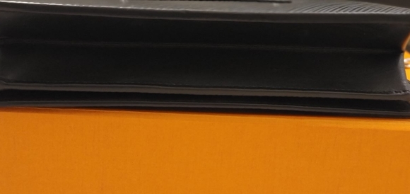 Louis Vuitton Twist Wallet on Chain bag - Picture 3 of 8